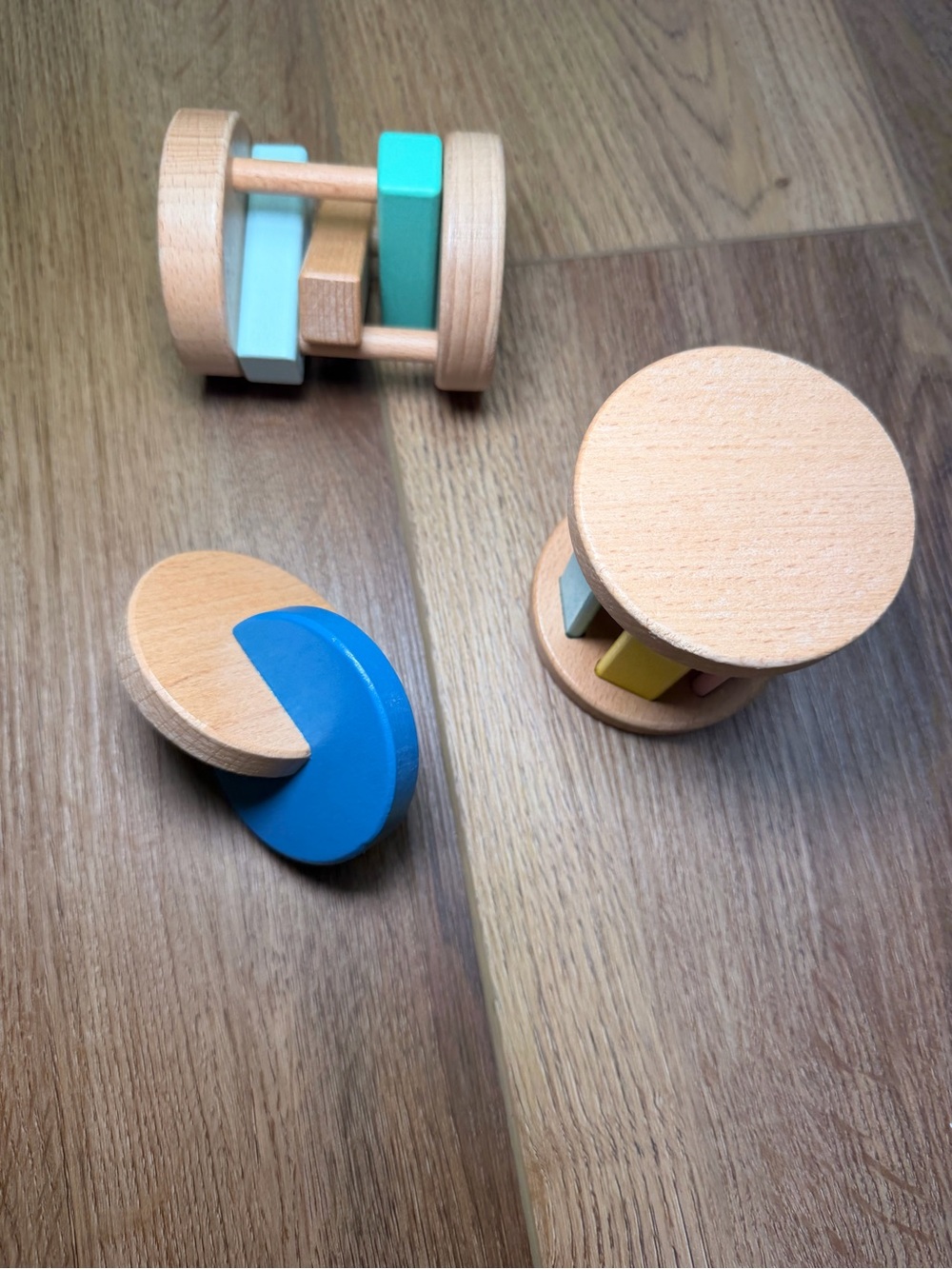KiwiCo Panda Crate 3 Wooden Montessori Developmental Toy Rattles Transfer Discs - Picture 10 of 11